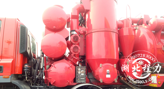 �����������U܇